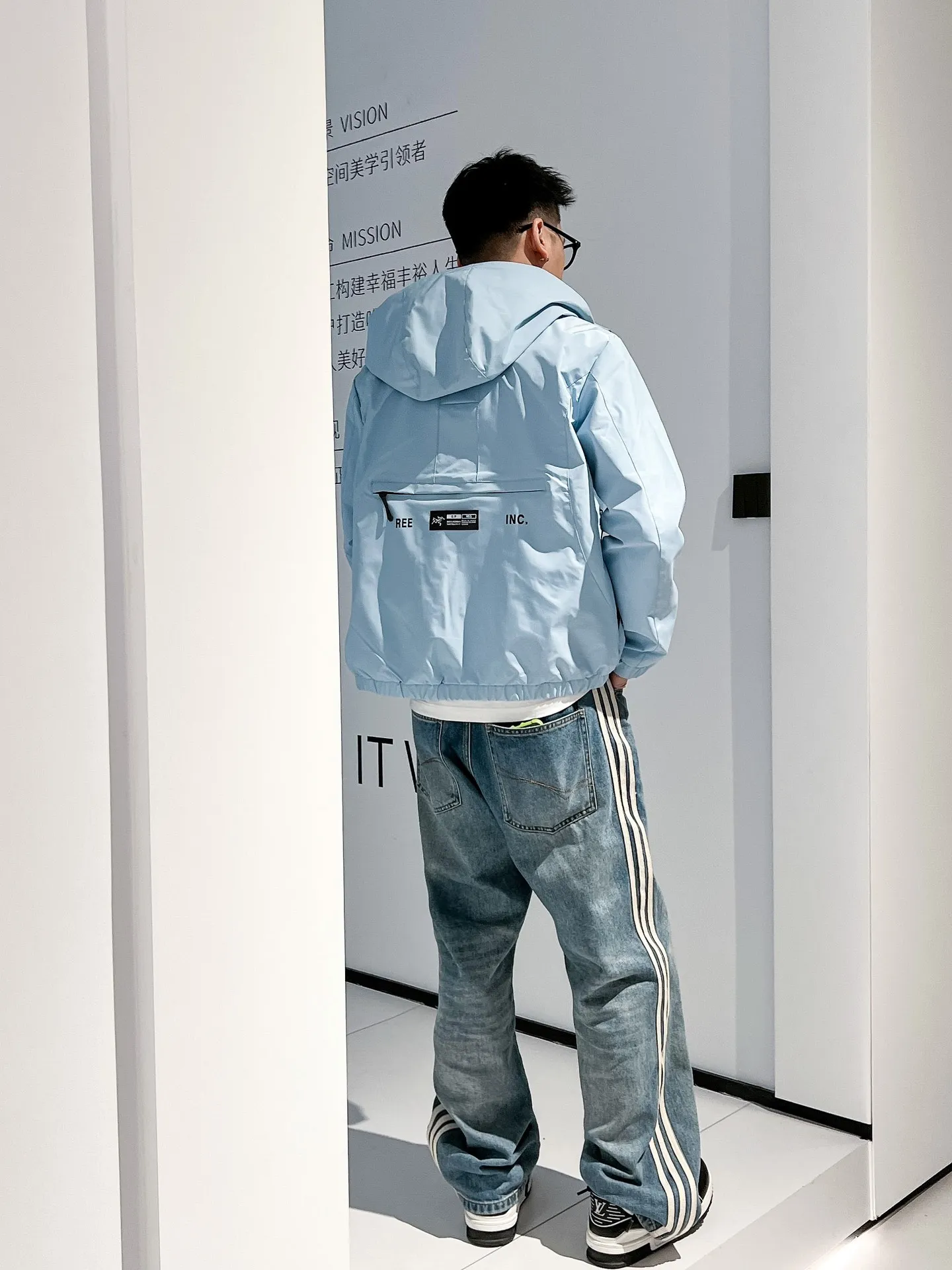 Same Style， ， 2026 New Arrival ， Original Premium Breathable ， ， ， Quality。 ， Sizes：M～3XL